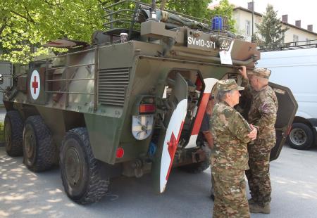 Seznanitev vojaških obveznikov s pravicami in dolžnostmi vojašnica Postojna 13 Foto Ljubo Vukelič